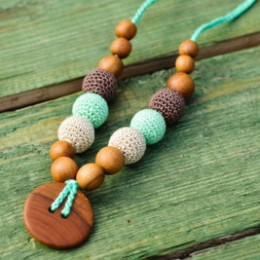 Button Necklace in Oatmeal, Mint & Chocolate, Apple Wood