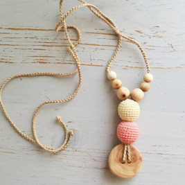 Best Babywearing Necklace in Peach & Light Yellow, Juniper Kangaroocare
