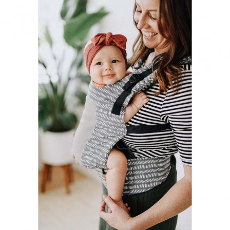 tula free to grow baby carrier